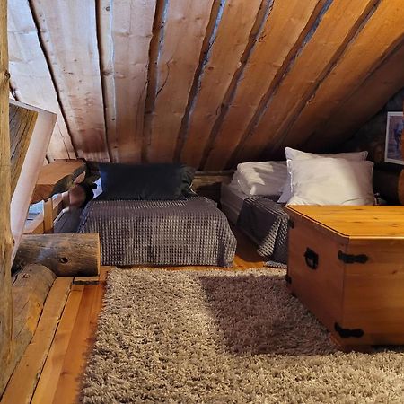 Holiday Home Vonkamies 洛斯托 外观 照片