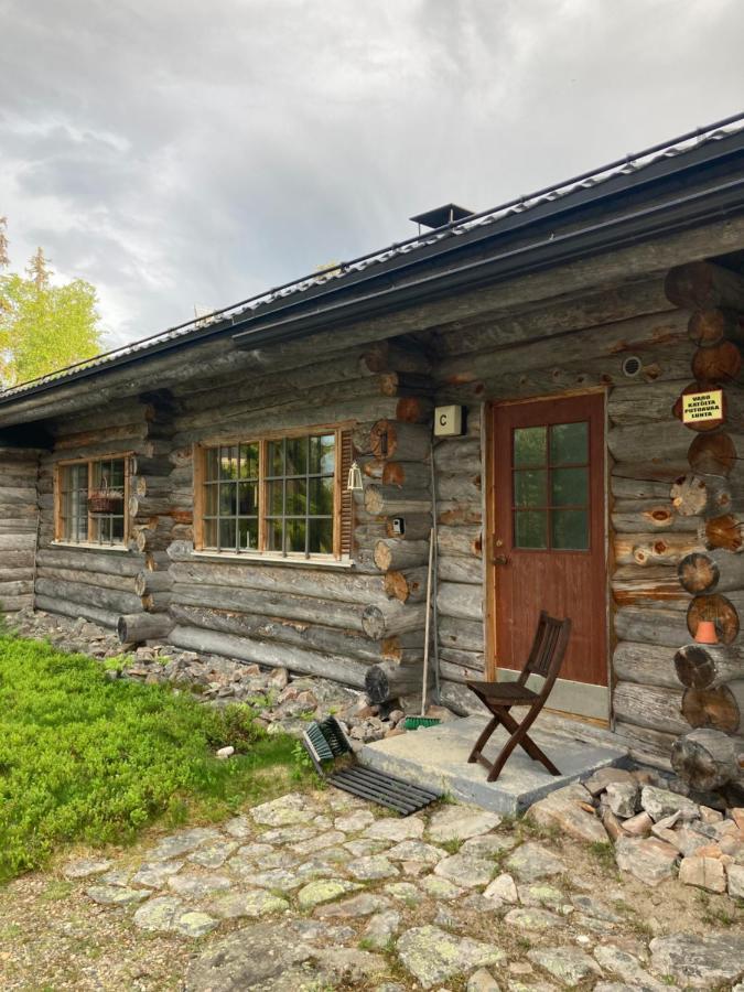 Holiday Home Vonkamies 洛斯托 外观 照片